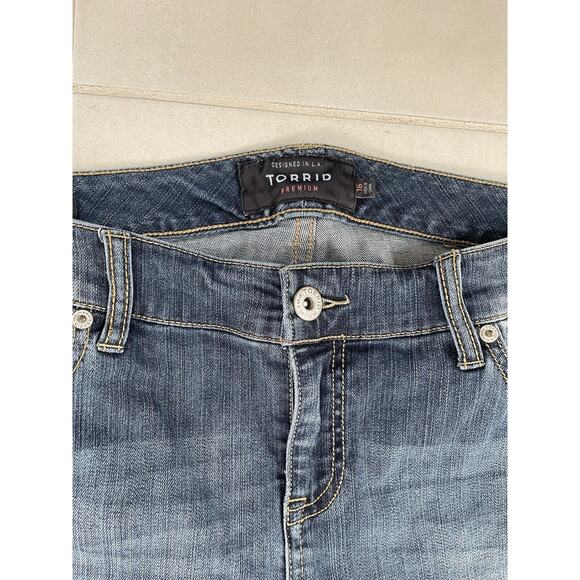 Torrid Ultra Skinny Jeans Distressed Cut Off Frayed Stretch - Picture 3 of 13